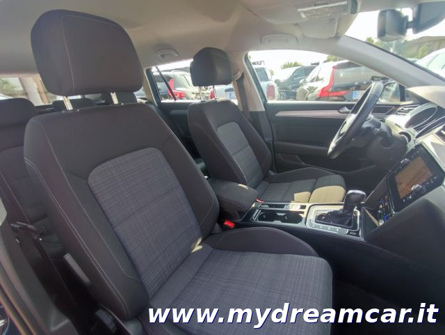 VOLKSWAGEN Passat Variant usata, con Cruise Control