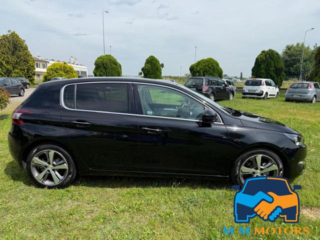PEUGEOT 308 usata, con Alzacristalli elettrici