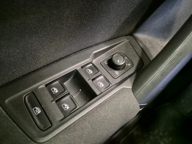 VOLKSWAGEN Tiguan usata, con Sensori di parcheggio posteriori