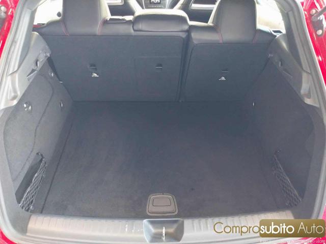 MERCEDES-BENZ GLA 200 usata 29