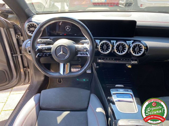 MERCEDES-BENZ CLA 200 usata, con Park Distance Control