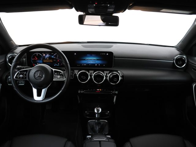 MERCEDES-BENZ A 200 usata, con Volante multifunzione