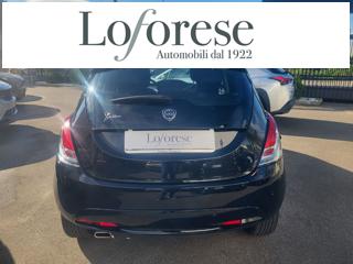 LANCIA Ypsilon usata, con Autoradio