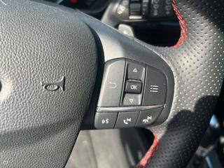 FORD Focus usata, con Touch screen
