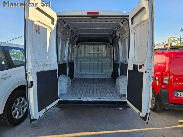 PEUGEOT Boxer usata, con Cruise Control
