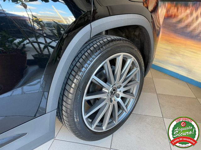 MERCEDES-BENZ GLA 200 usata, con Volante in pelle