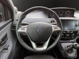 LANCIA Ypsilon usata, con Sedile posteriore sdoppiato