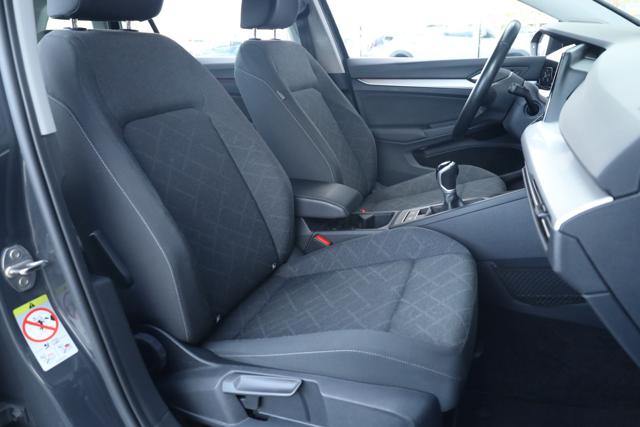 VOLKSWAGEN Golf Variant usata, con Cruise Control