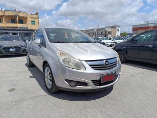OPEL Corsa usata, con Airbag