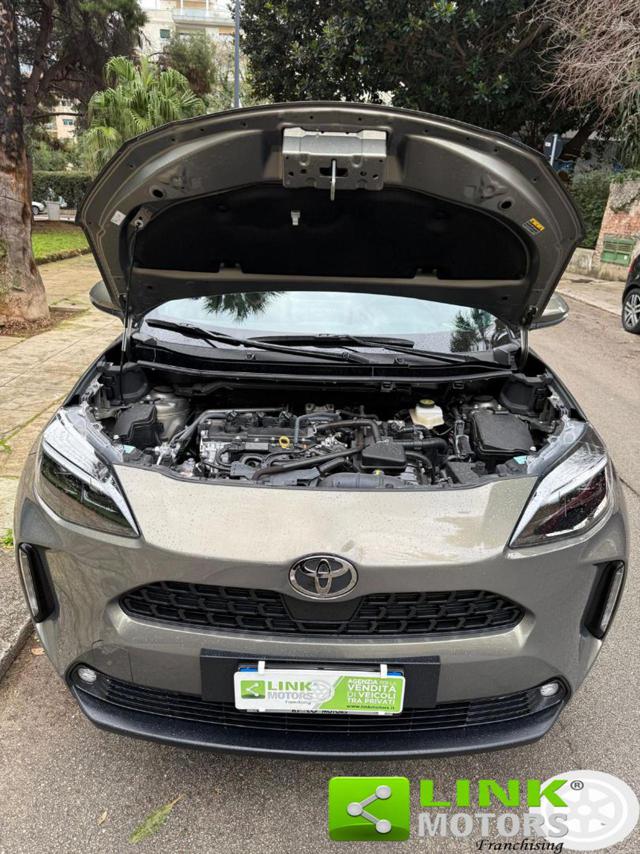 TOYOTA Yaris Cross usata, con Fari LED