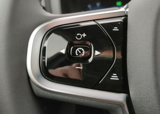 VOLVO V60 usata, con Sedili riscaldati