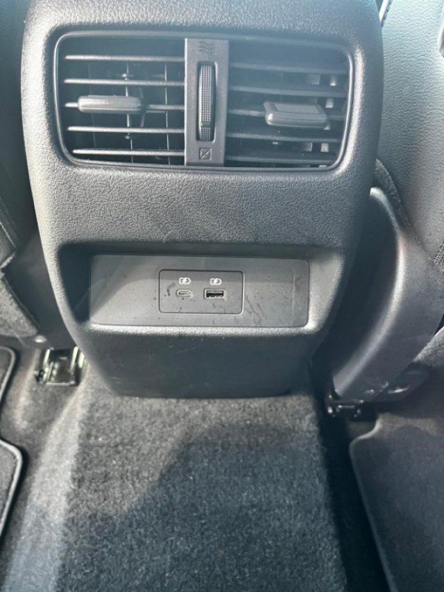 NISSAN Qashqai usata, con Regolazione elettrica sedili