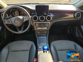 MERCEDES-BENZ CLA 200 usata, con Airbag testa