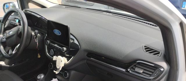 FORD Fiesta usata, con Autoradio