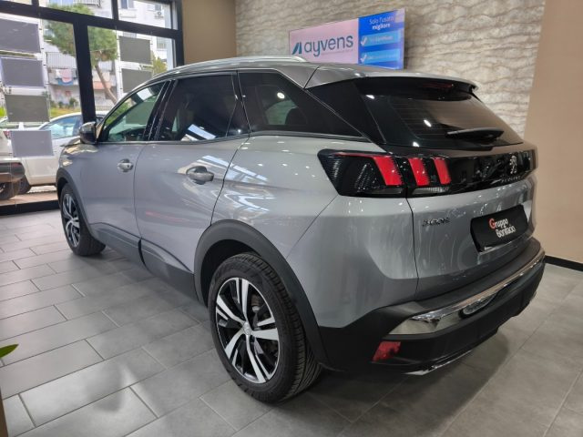 PEUGEOT 3008 usata, con Autoradio