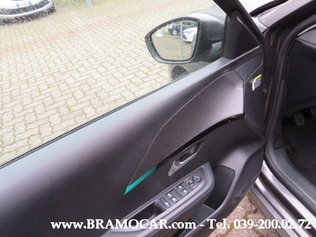PEUGEOT 208 usata, con Controllo automatico clima