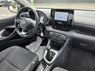 TOYOTA Yaris usata 16