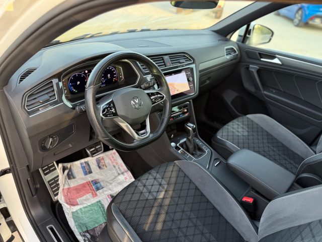 VOLKSWAGEN Tiguan usata, con Tettuccio apribile