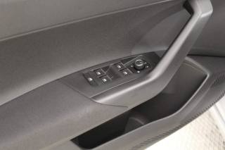 VOLKSWAGEN Taigo usata, con ESP
