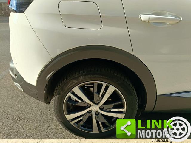 PEUGEOT 3008 usata, con Volante in pelle
