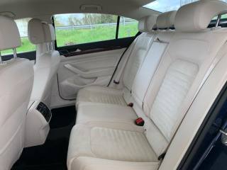 VOLKSWAGEN Passat usata, con Controllo trazione