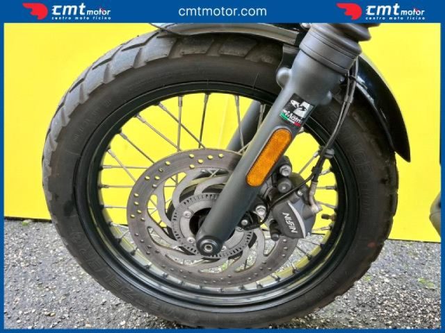 TRIUMPH Street Scrambler 900 usata 10