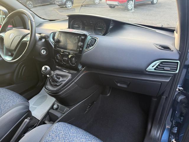 LANCIA Ypsilon usata, con Fendinebbia