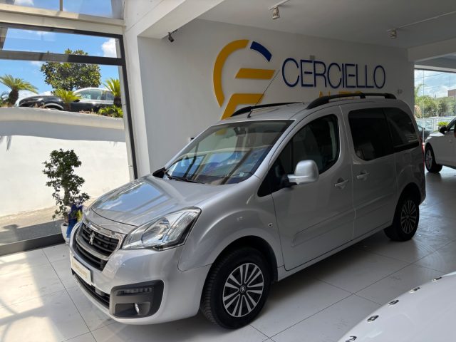PEUGEOT Partner usata, con Autoradio