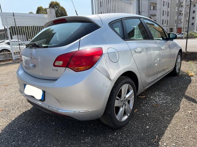 OPEL Astra usata, con Airbag Passeggero