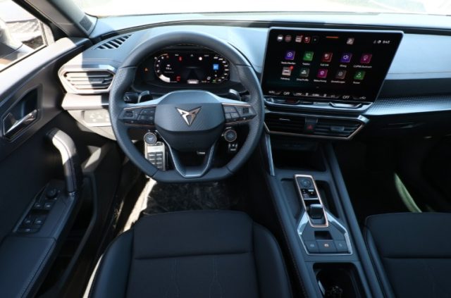 CUPRA Leon usata, con Autoradio