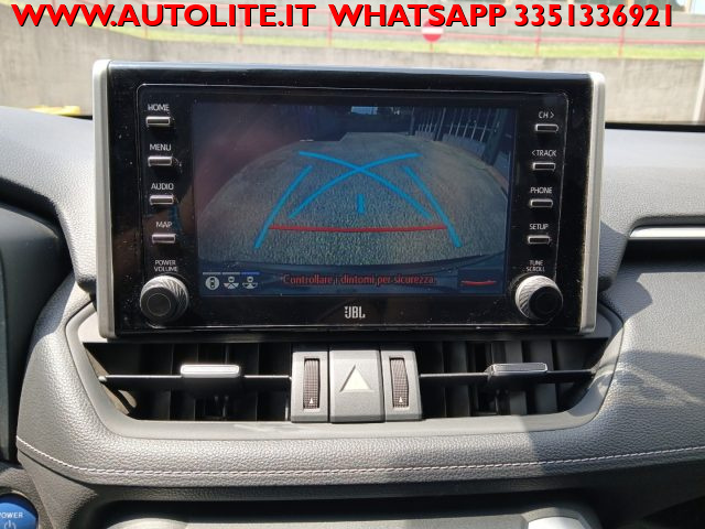 TOYOTA RAV 4 MY23 usata, con Autoradio digitale