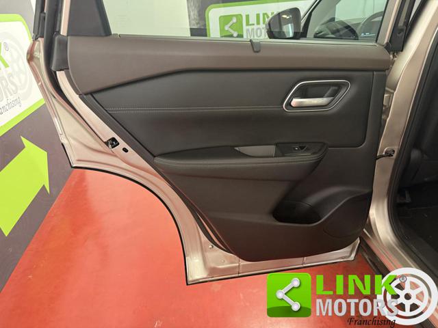 NISSAN X-Trail usata, con Luci diurne LED