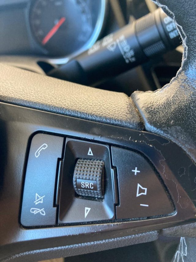 OPEL Karl usata, con Bluetooth