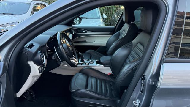 ALFA ROMEO Stelvio usata, con Controllo automatico clima