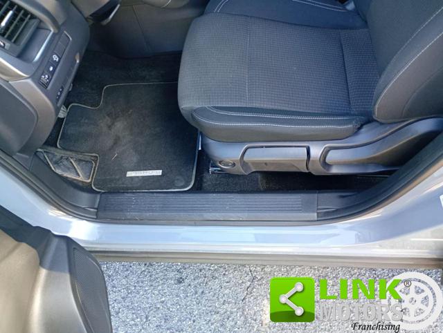 NISSAN Qashqai usata, con Sedile posteriore sdoppiato
