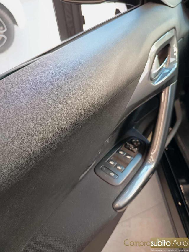 PEUGEOT 2008 usata 26