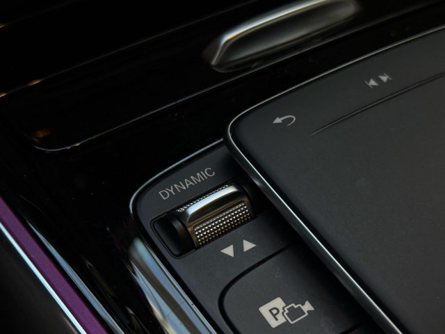 MERCEDES-BENZ GLA 200 usata, con Specchietti laterali elettrici
