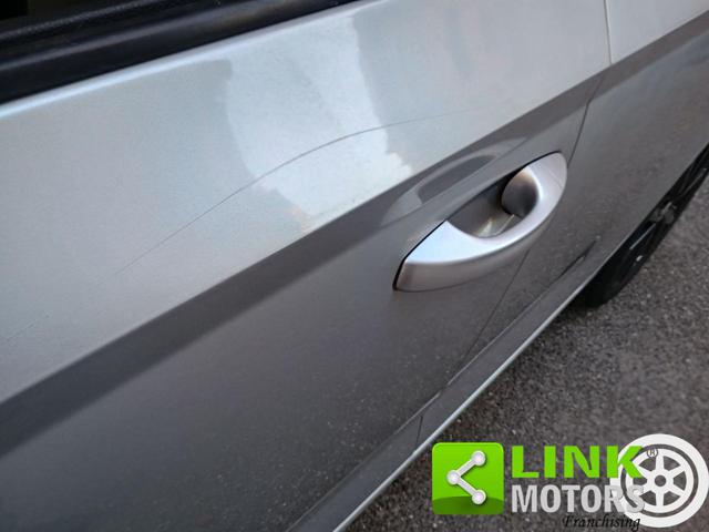 SKODA Fabia usata, con Bluetooth