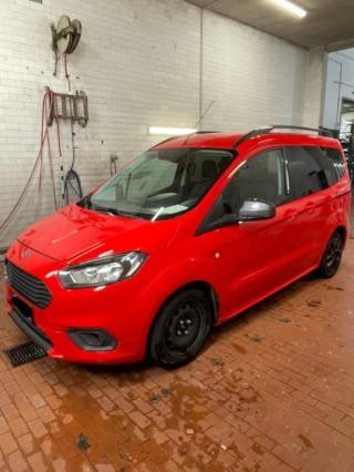 FORD Tourneo Courier usata, con Controllo vocale