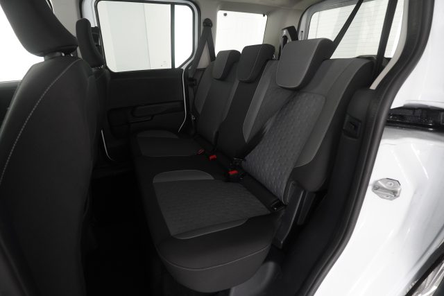 FORD Tourneo Courier usata 9