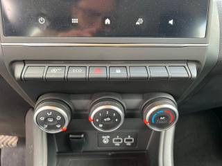 RENAULT Captur usata 17