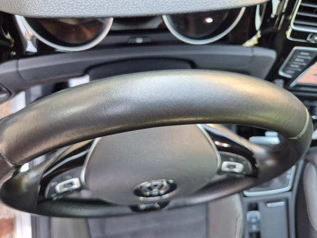 VOLKSWAGEN Golf usata, con Controllo trazione