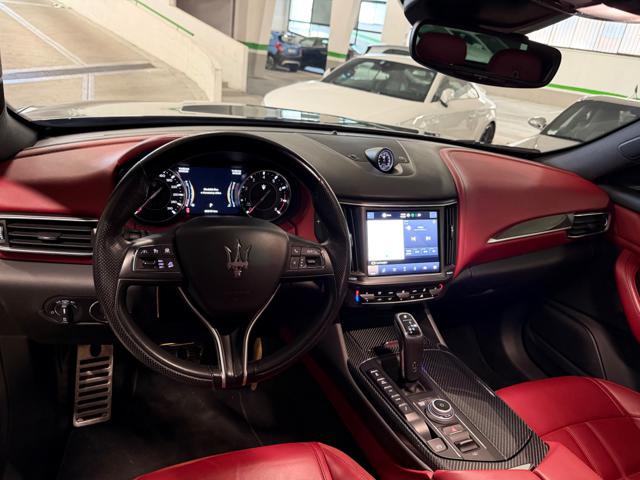 MASERATI Levante usata, con Fendinebbia