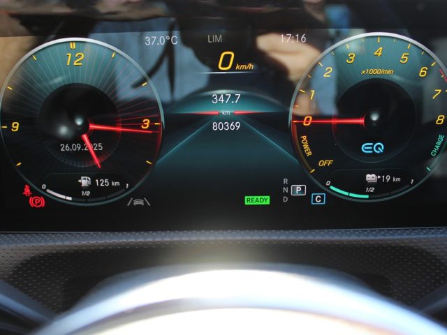 MERCEDES-BENZ A 250 usata, con Sedile posteriore sdoppiato