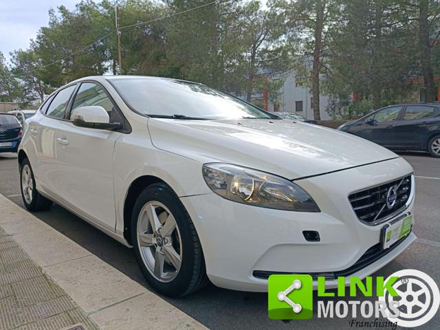 VOLVO V40 usata 39