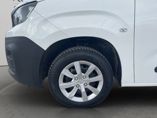 PEUGEOT Partner usata, con Freno di stazionamento elettrico