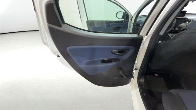 LANCIA Ypsilon usata, con Vetri oscurati