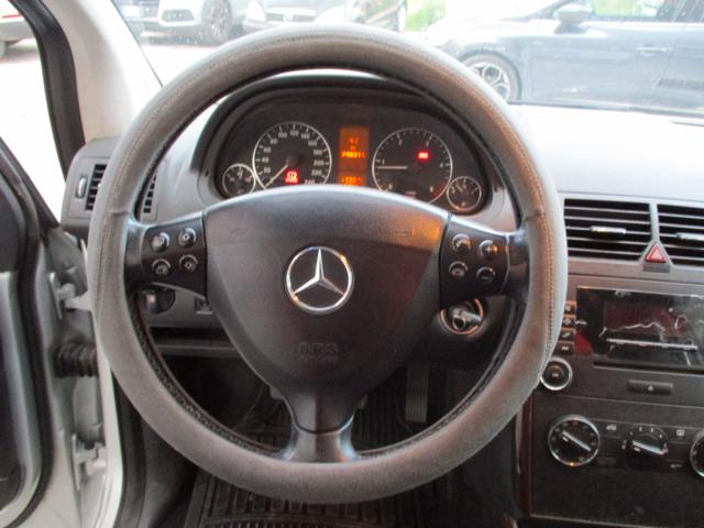 MERCEDES-BENZ A 180 usata, con ESP
