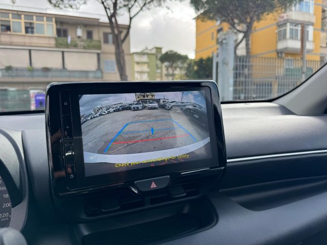 TOYOTA Yaris usata, con Cruise Control