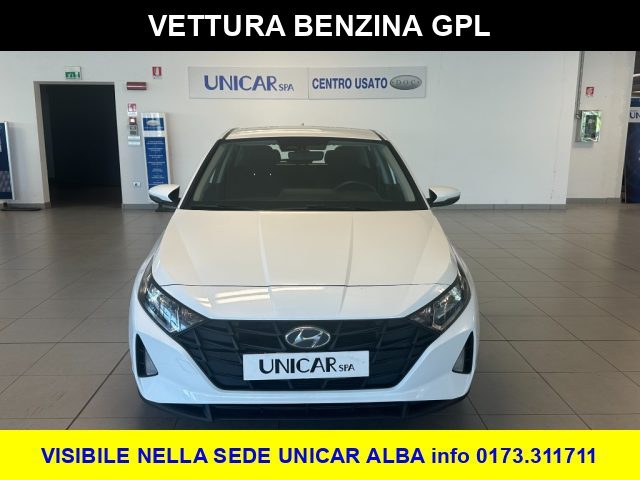 HYUNDAI i20 usata, con Airbag